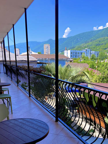 Anzhelika Guest House