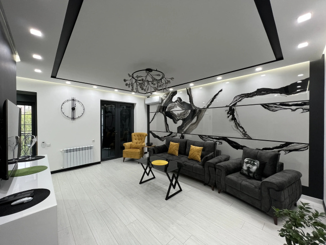 S Sovremennym Remontom ZA444 Flat