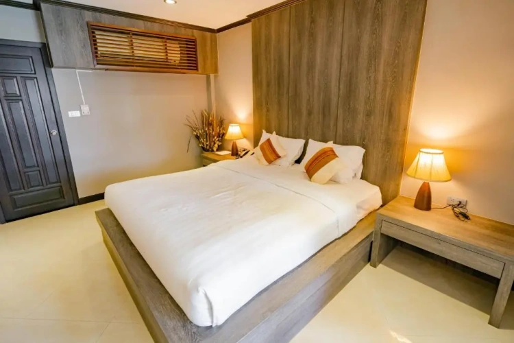 Deluxe Pool Access Double room