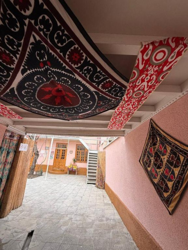 Istirohat Guest House