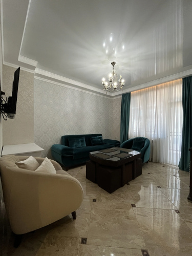 Chetyrekhmestnye s Balkonom Apartments