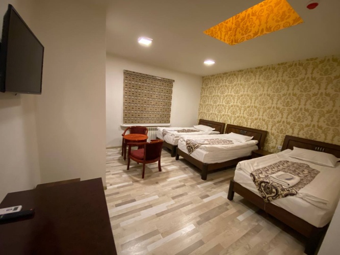 Economy Triple room