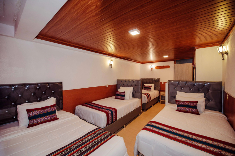 Avraham Hotel
