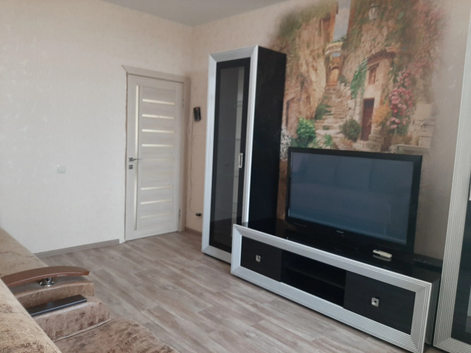 Фотография номера квартиры Апартаменты 2 комнатная квартира с видом на Волгу в самом центре Волгограда!