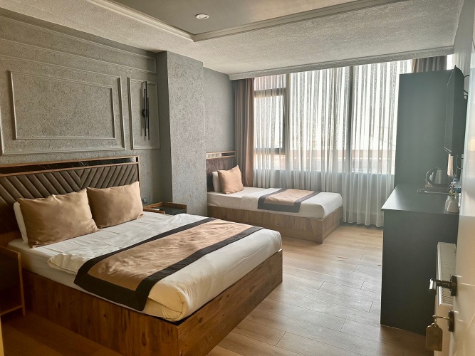 Superior Triple room