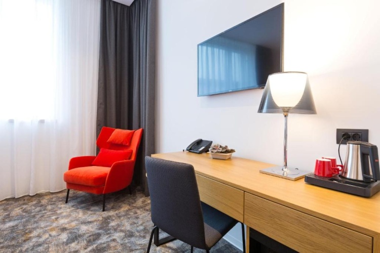 Superior Double room with city view