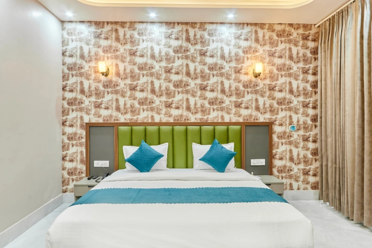Family Suite with balcony and with mountain view