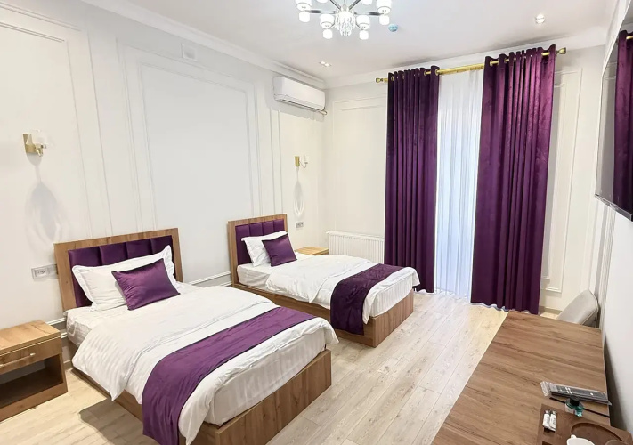 Mumtoz East Hotel