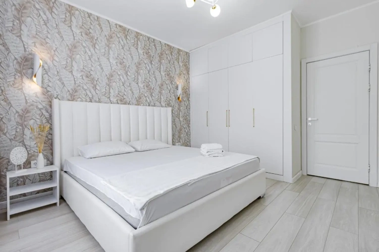 3 Bedrooms Apartment with city view