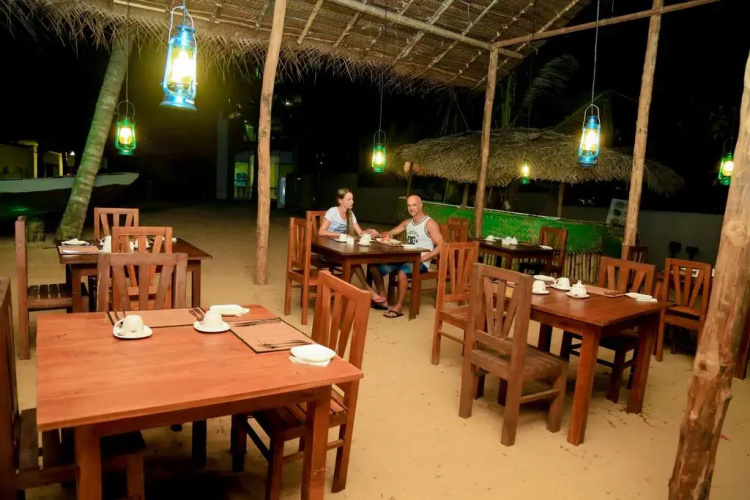 Ceylon Sea Hotel