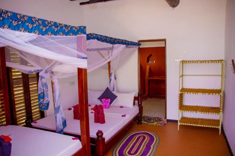Economy Quadruple room with balcony and with view