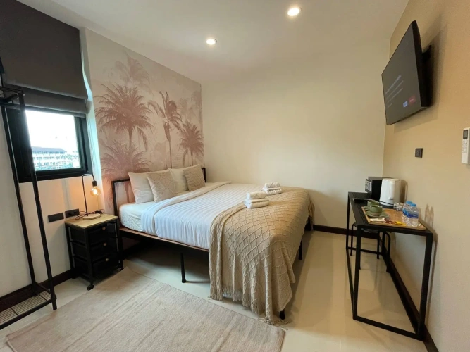 Economy room