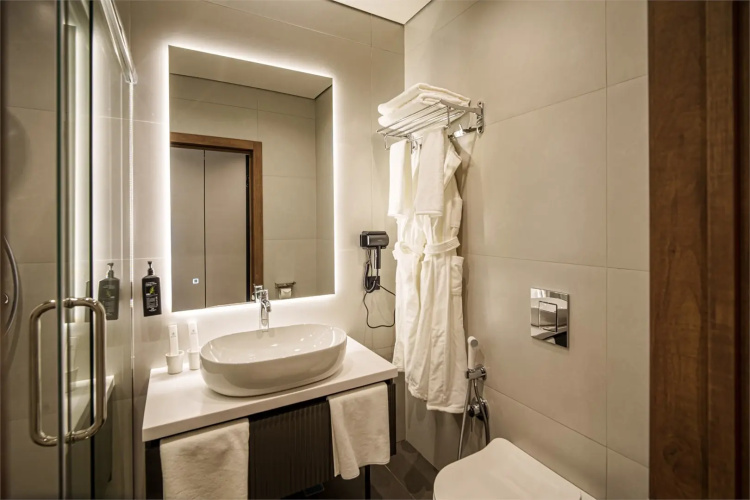 Mildom Residence Hotel