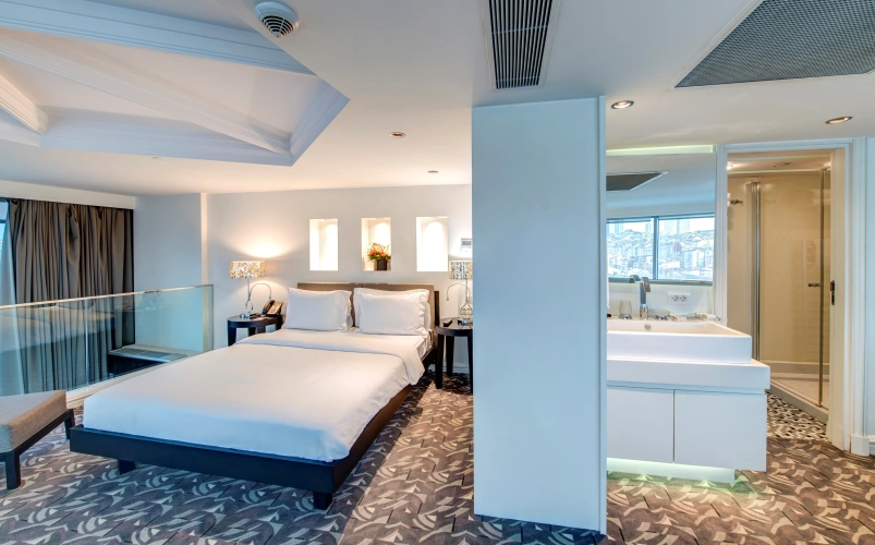 King Double Duplex Suite