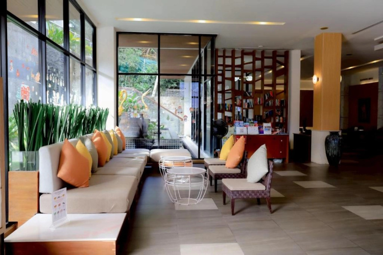 Peach Blossom Resort & Pool Villa