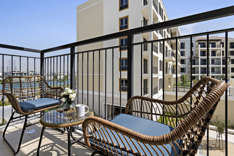 WelHome - Incredible Waterfront Apt with Mesmerizing Views, Apartments