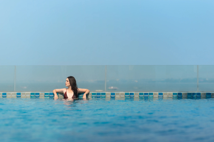 Tsix5 Phenomenal Hotel