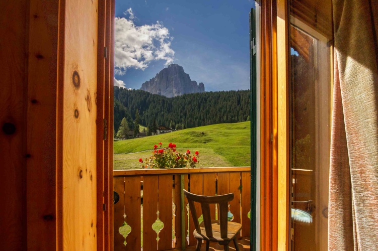 Superior Quadruple room with view