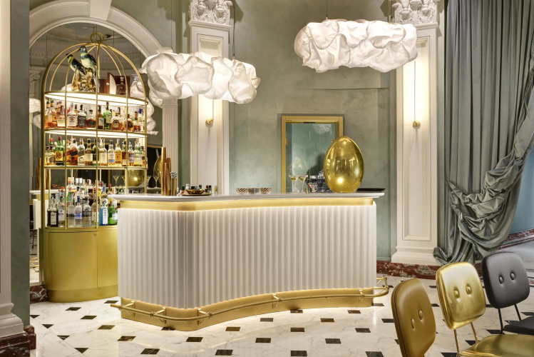 Leon's Place Hotel