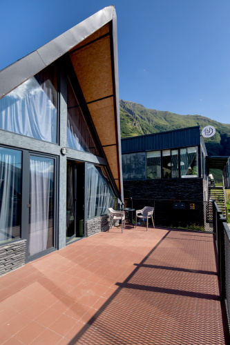Deluxe room with balcony and with mountain view