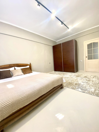 3-komnatnaya Na Valikhanova Flat