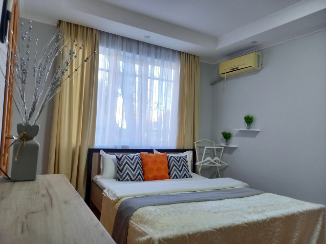 Zvyozdnoye Trio Flat