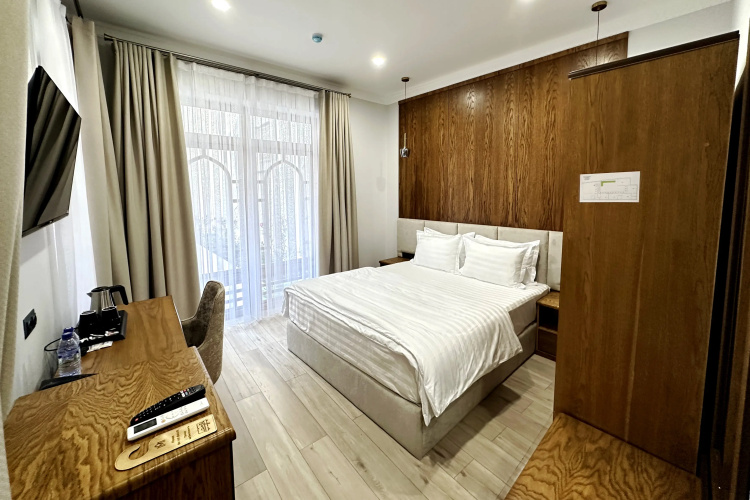 Makon Art Hotel
