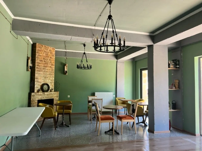 Economy room