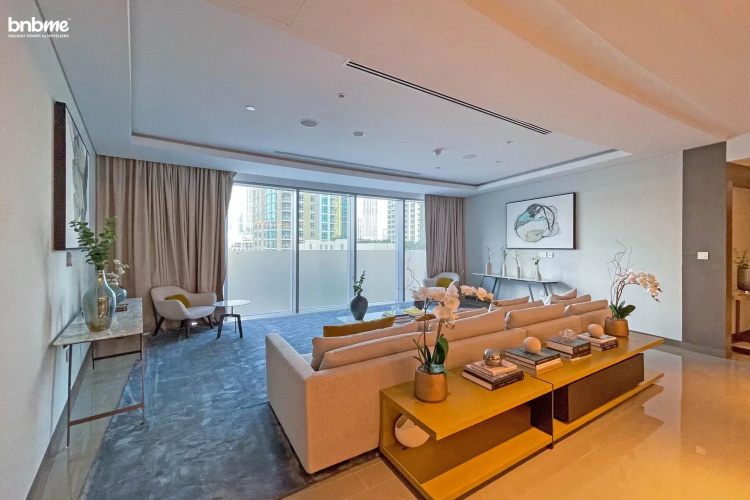 Bnbme, Opera Grand 2 BDR Apartments