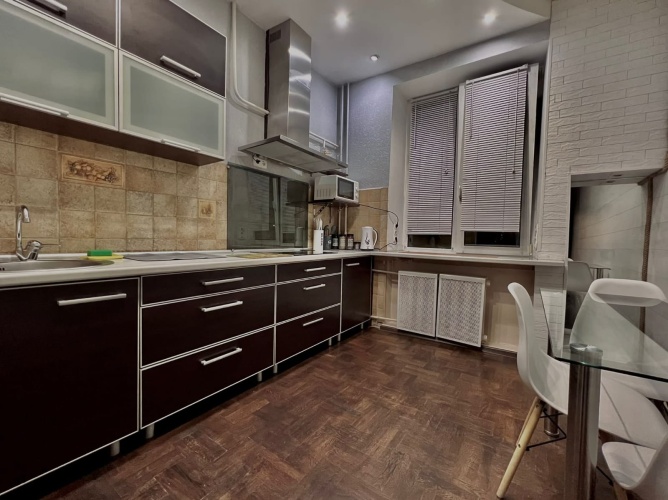 2 Bedrooms Quadruple Apartment with city view