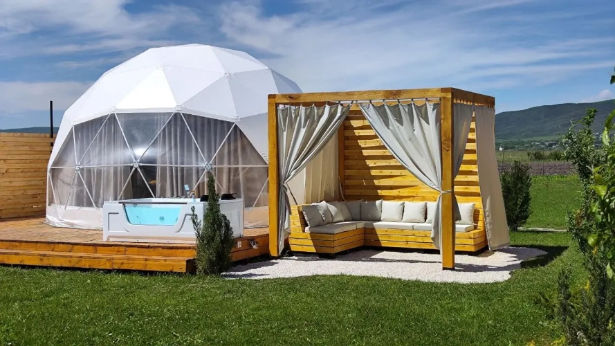 Premium Jacuzzi Dome