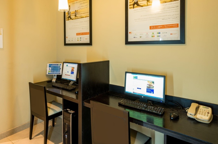 Holiday Inn Express Dubai Jumeirah photo 11