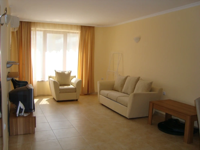 1 Bedroom Apartment with balcony
