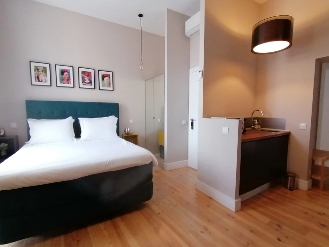 Templesuites Guest house