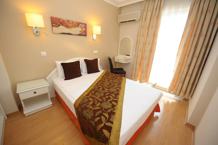 Karael Hotel
