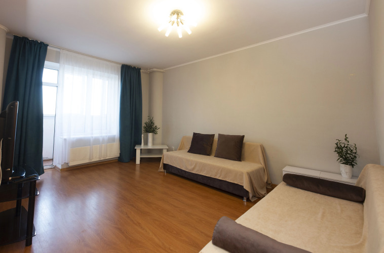 Фотография номера квартиры Квартира 3 комнатная квартира улица 50 лет ВЛКСМ 13/3