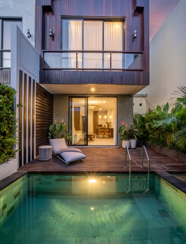2 Bedrooms Luxury Villa with balcony and with garden view
