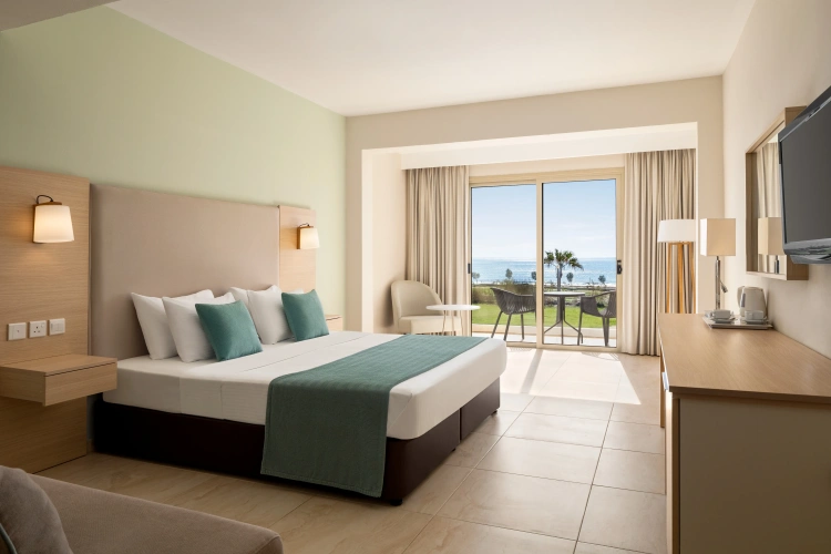 Standard room with balcony and with sea view