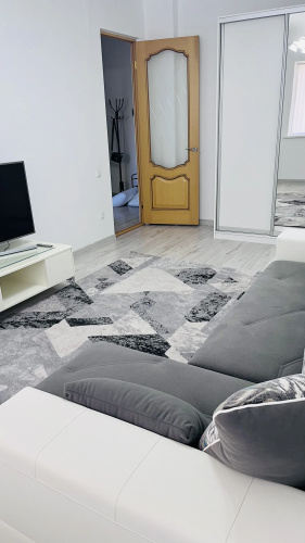 Dvukhkomnatnaya Zhk Asel Flat