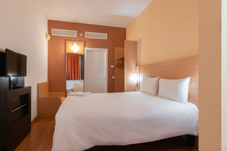 Luxury Double room with city view