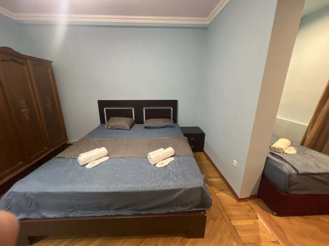 Фотография номера квартиры Квартира Трехкомнатная в Центре Города