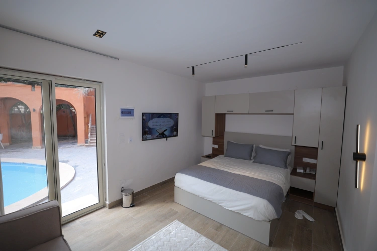 Deluxe room with pool view