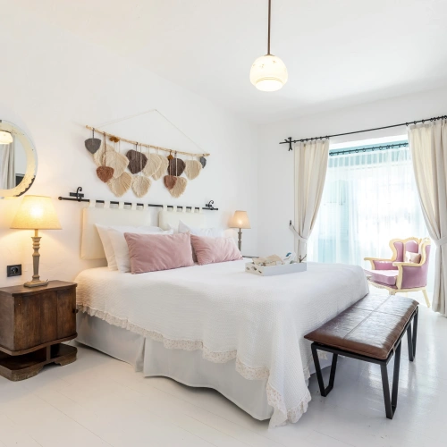 Superior Double room with city view