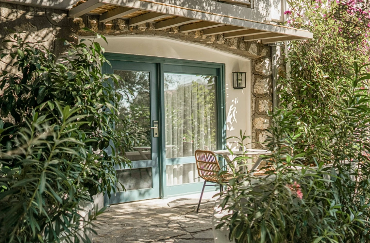 Twin Suite with balcony and with garden view