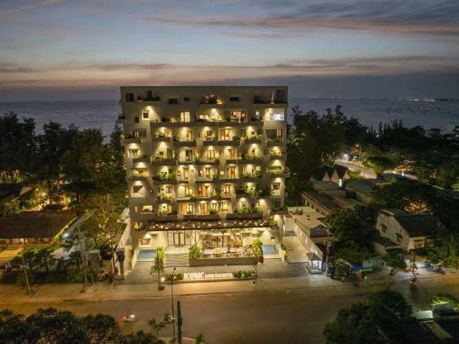 Iconic Long Hai Hotel