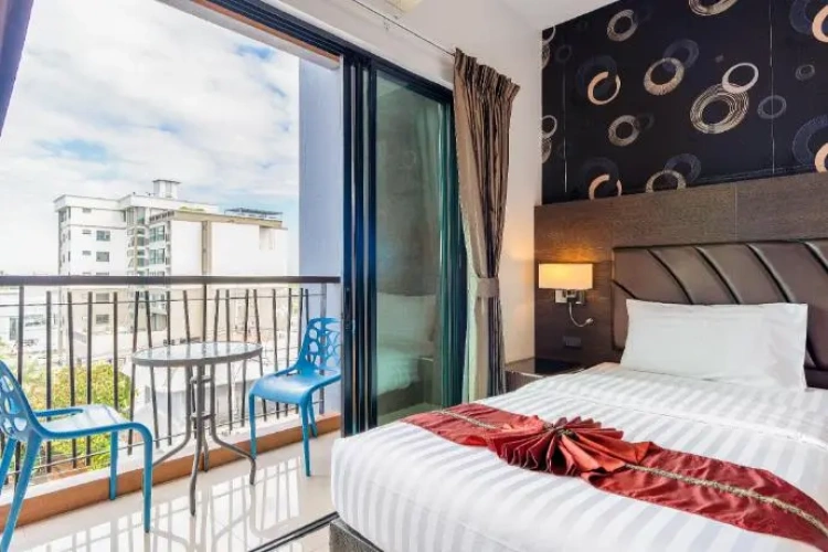 Superior Twin room with balcony