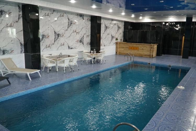 Qorasuv Hotel
