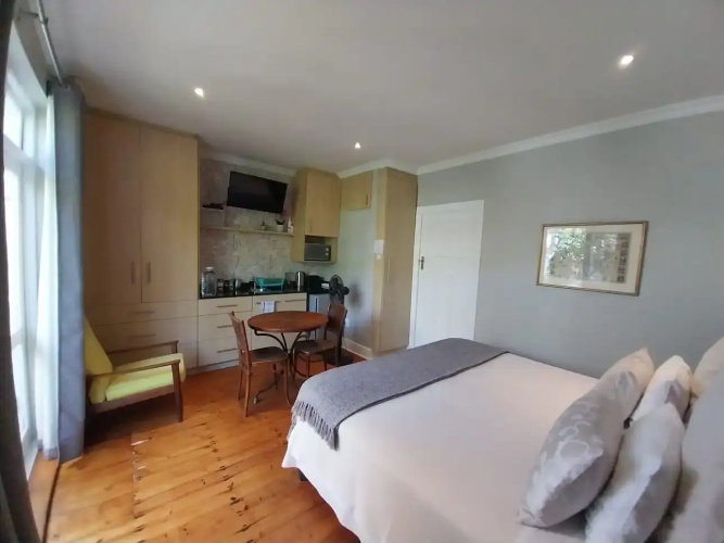 B's Place Guest House