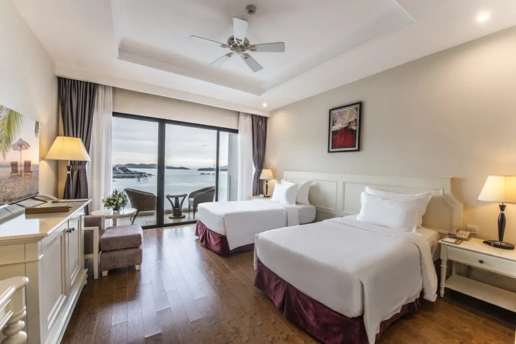 Deluxe Twin room with ocean view