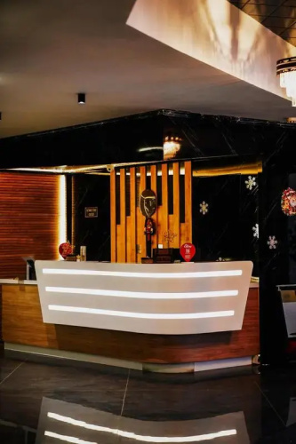 Midis Hotel